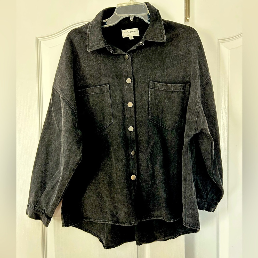 By together women’s black jean button down top